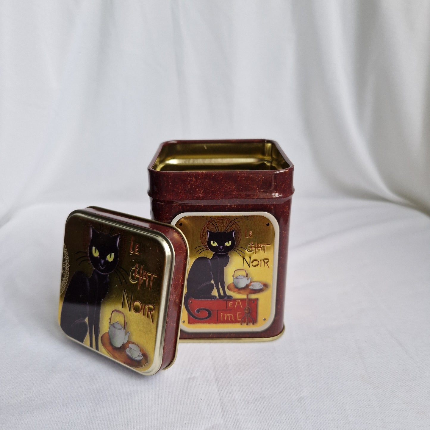 Le chat Noir 100g tin